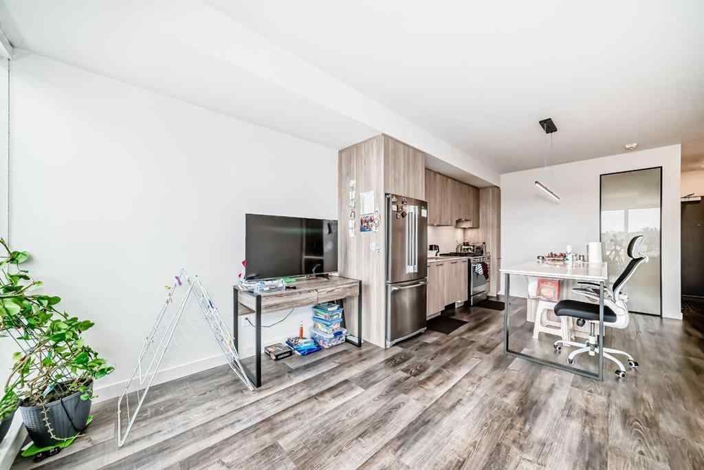 MLS® A2267793 - Unit #406 1107 Gladstone Road NW in Hillhurst Calgary, Residential