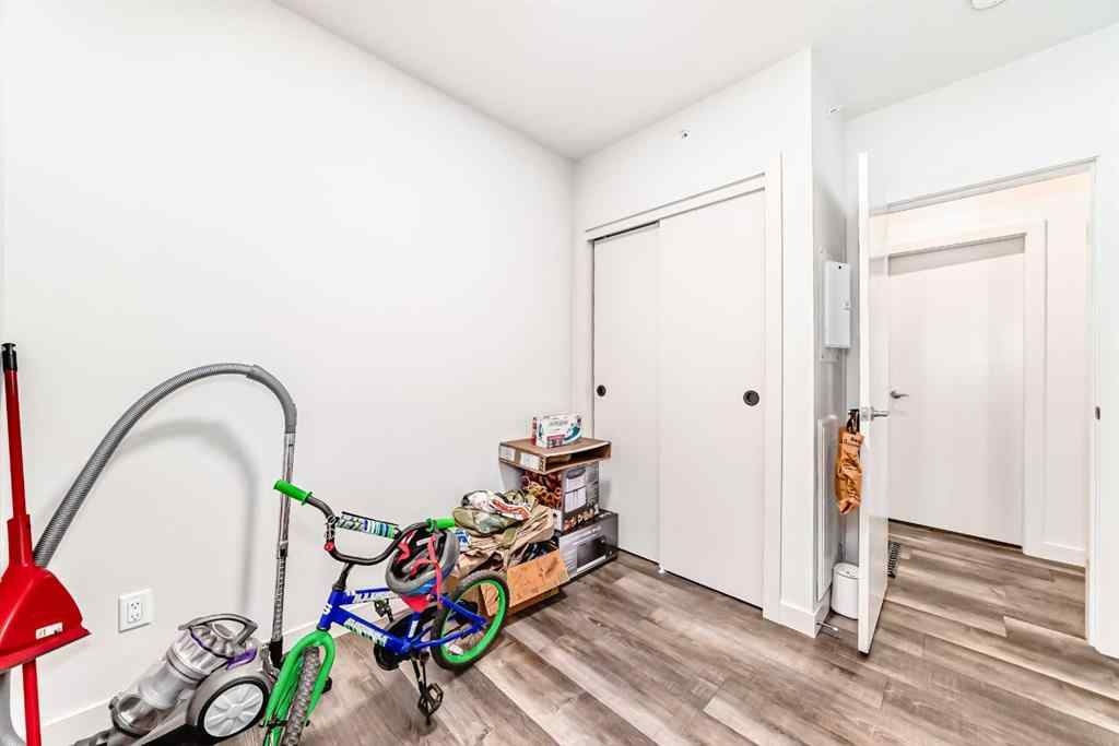 MLS® A2267793 - Unit #406 1107 Gladstone Road NW in Hillhurst Calgary, Residential