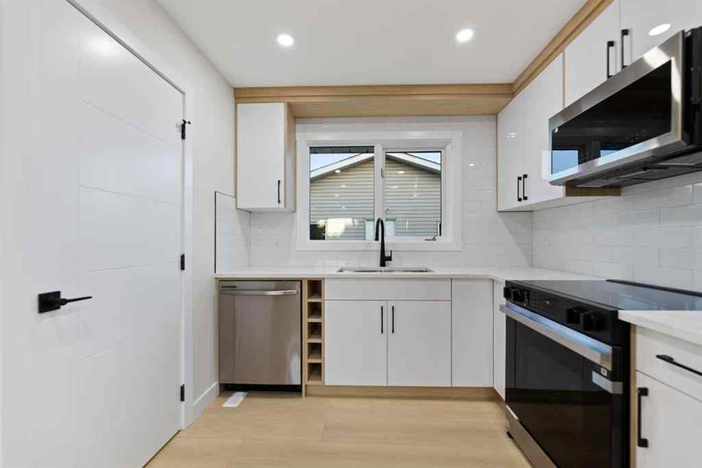 MLS® A2267797 - 127 pensville Road SE in Penbrooke Meadows Calgary, Residential