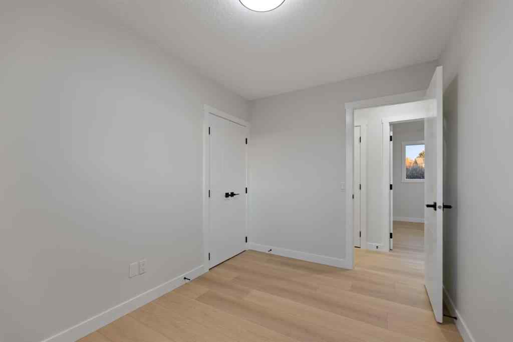 MLS® A2267797 - 127 pensville Road SE in Penbrooke Meadows Calgary, Residential