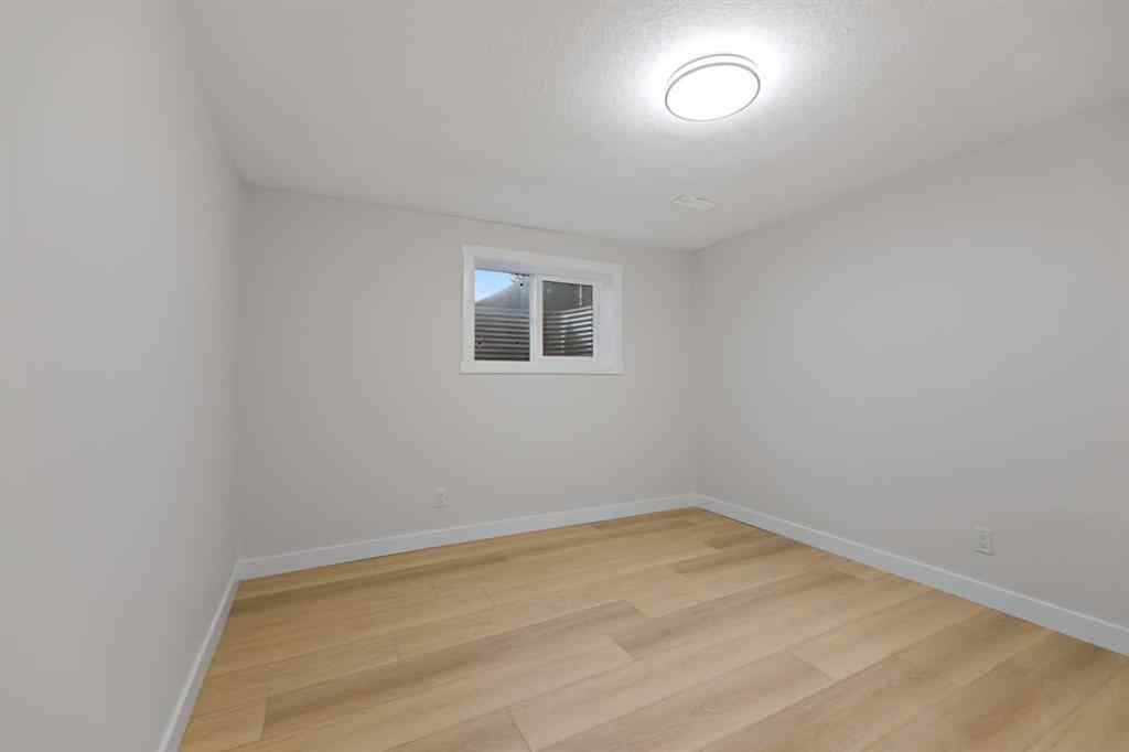 MLS® A2267797 - 127 pensville Road SE in Penbrooke Meadows Calgary, Residential