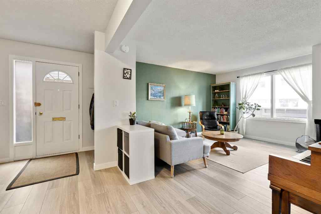 MLS® A2267798 - Unit #1 6412 4 Street NE in Thorncliffe Calgary, Residential