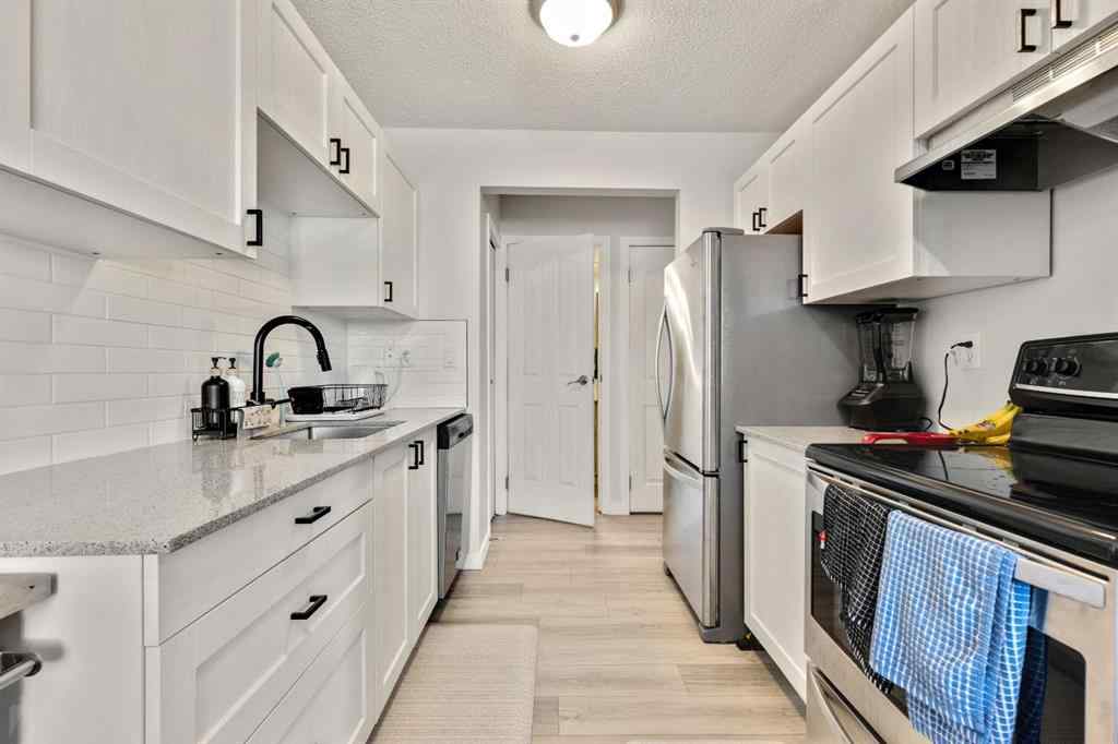 MLS® A2267798 - Unit #1 6412 4 Street NE in Thorncliffe Calgary, Residential