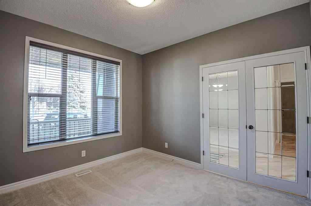 MLS® A2267801 - 40 Prestwick Manor SE in McKenzie Towne Calgary, Residential