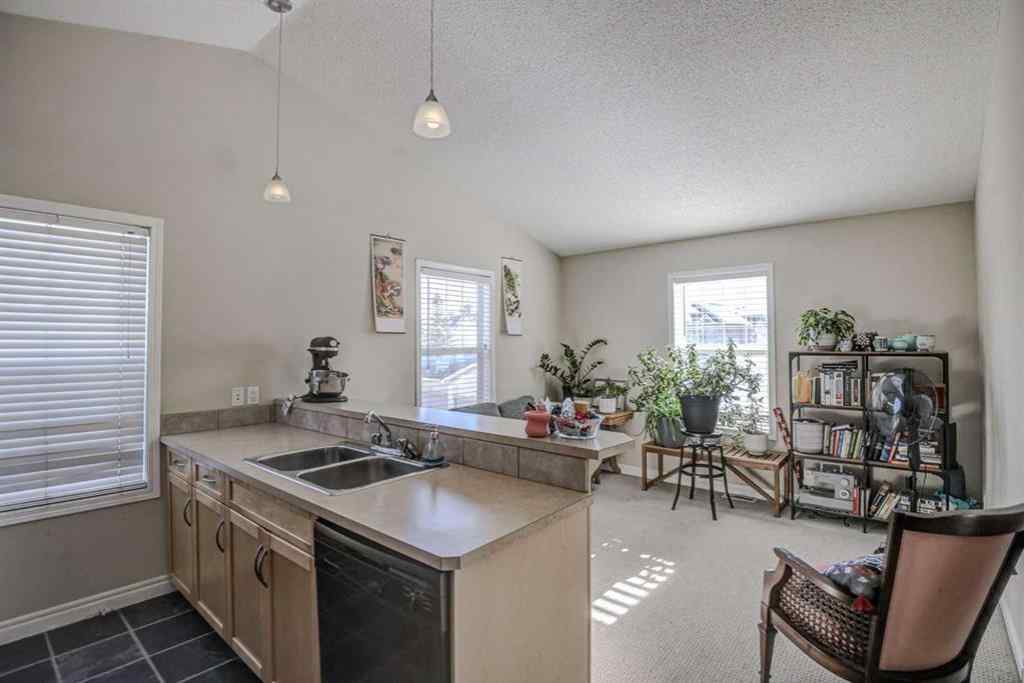 MLS® A2267801 - 40 Prestwick Manor SE in McKenzie Towne Calgary, Residential