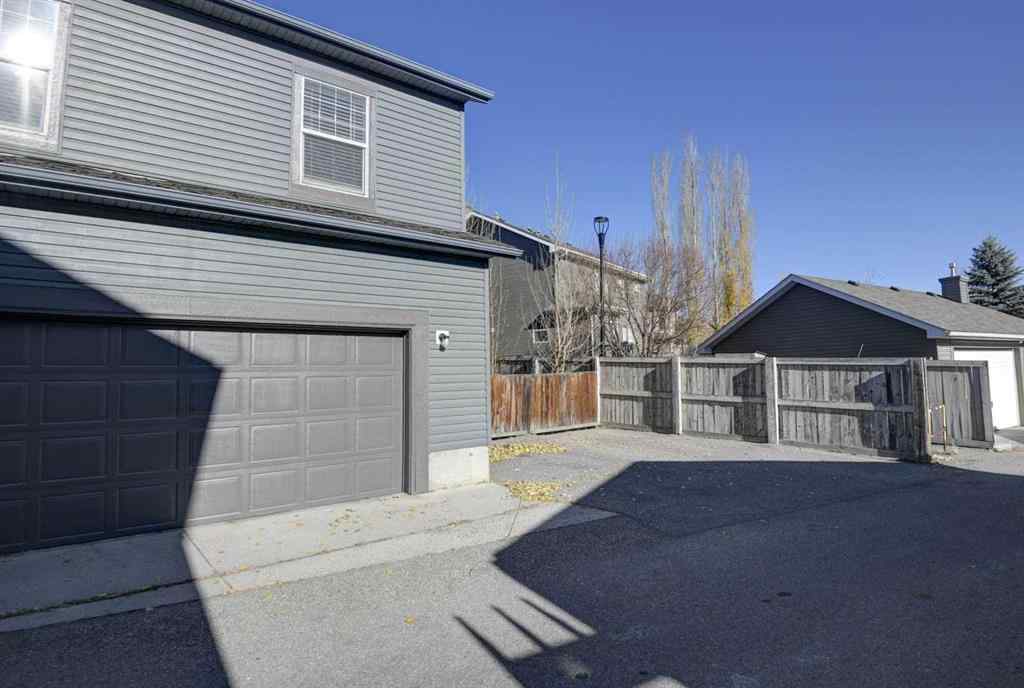 MLS® A2267801 - 40 Prestwick Manor SE in McKenzie Towne Calgary, Residential