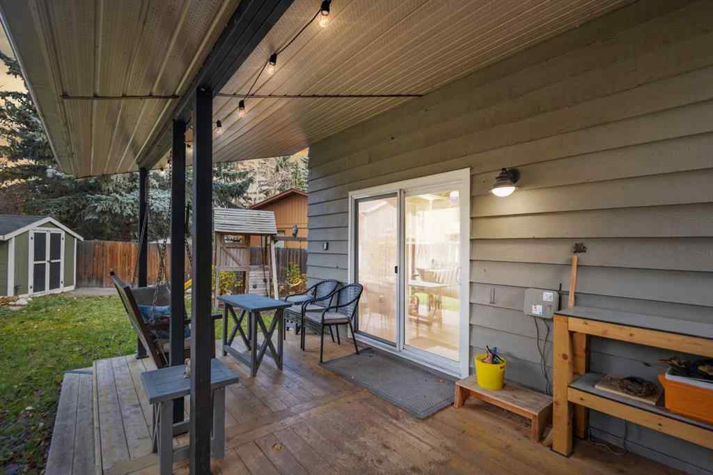 MLS® A2267808 - 19 Deermoss Place SE in Deer Run Calgary, Residential