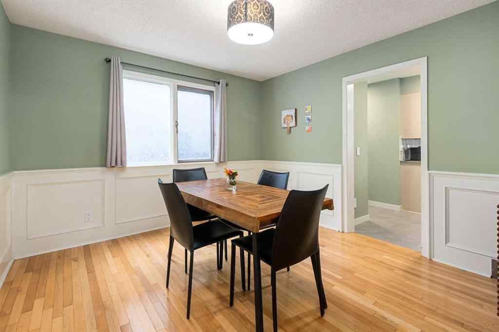 MLS® A2267808 - 19 Deermoss Place SE in Deer Run Calgary, Residential