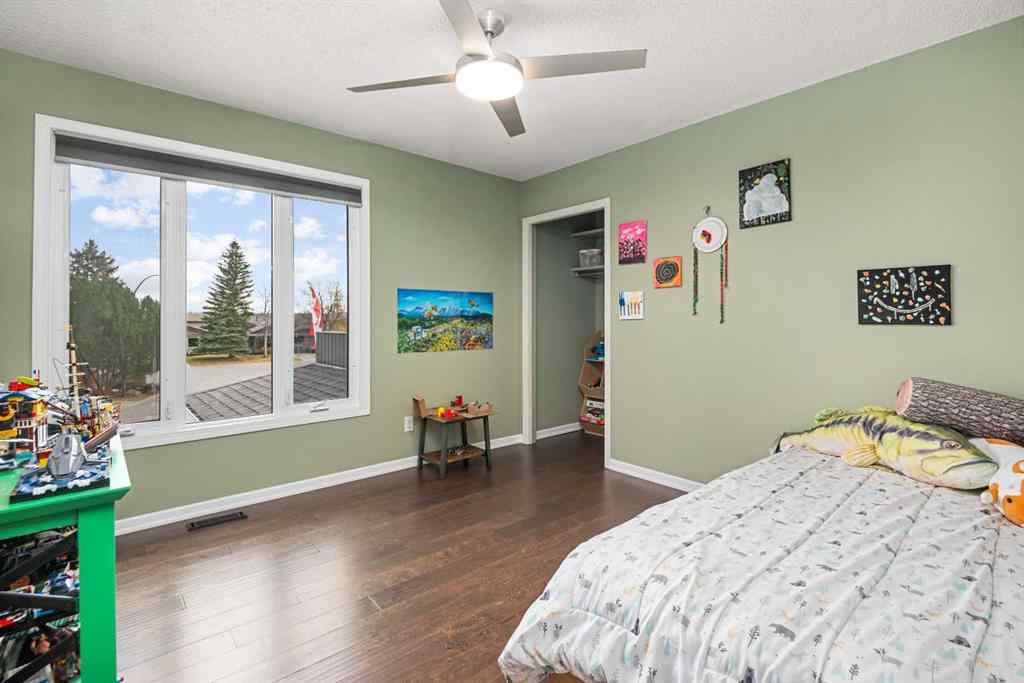 MLS® A2267808 - 19 Deermoss Place SE in Deer Run Calgary, Residential