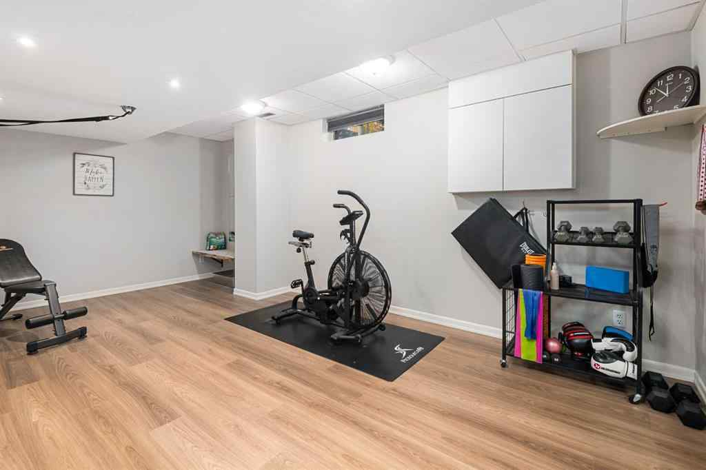 MLS® A2267808 - 19 Deermoss Place SE in Deer Run Calgary, Residential