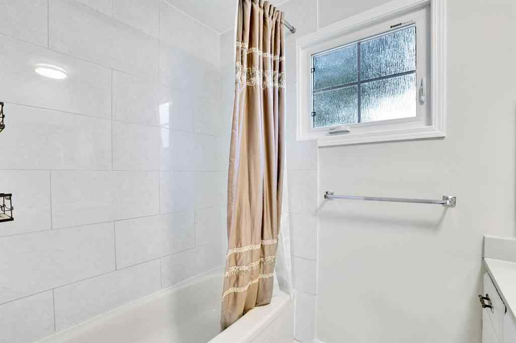 MLS® A2267810 - 524 Whitehorn Way NE in Whitehorn Calgary, Residential