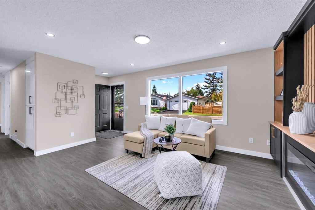 MLS® A2267811 - 951 Maitland Way NE in Marlborough Park Calgary, Residential