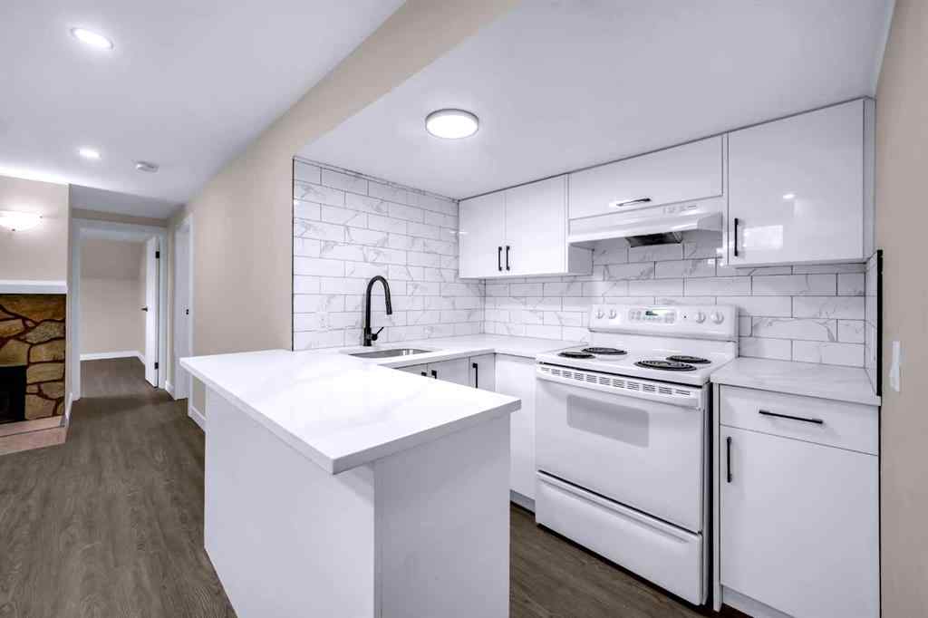 MLS® A2267811 - 951 Maitland Way NE in Marlborough Park Calgary, Residential