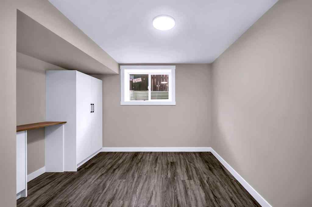 MLS® A2267811 - 951 Maitland Way NE in Marlborough Park Calgary, Residential