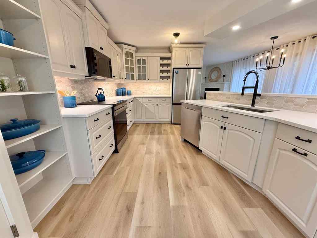 MLS® A2267813 - 3741 Redwood Road S in Redwood Lethbridge, Residential