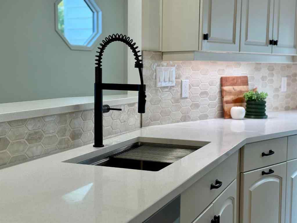 MLS® A2267813 - 3741 Redwood Road S in Redwood Lethbridge, Residential