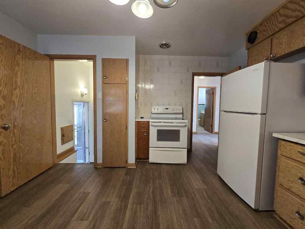 MLS® A2267816 - 91 Holly Street NW in Highwood Calgary, Residential