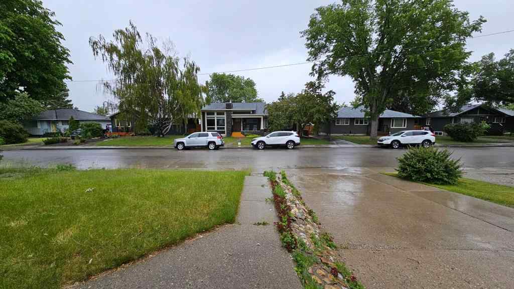 MLS® A2267816 - 91 Holly Street NW in Highwood Calgary, Residential