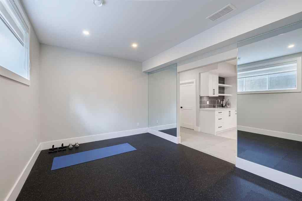 MLS® A2267818 - 319 42 Street SW in Wildwood Calgary, Residential