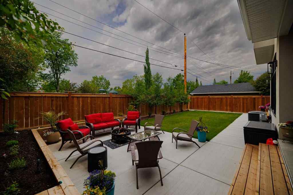 MLS® A2267818 - 319 42 Street SW in Wildwood Calgary, Residential
