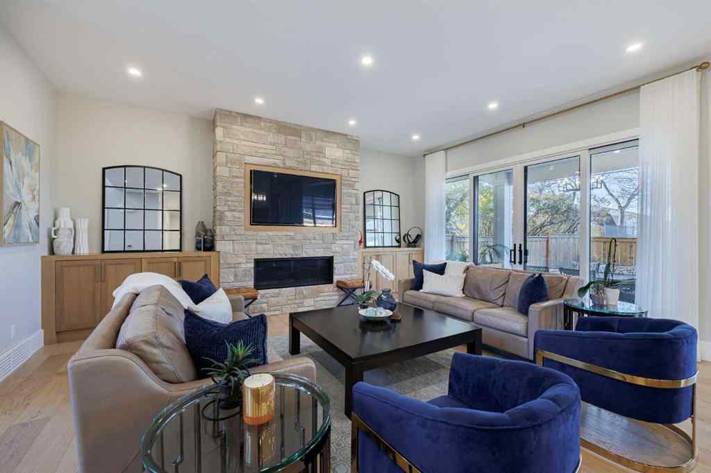 MLS® A2267818 - 319 42 Street SW in Wildwood Calgary, Residential