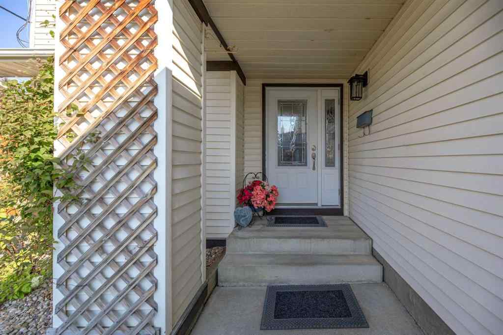 MLS® A2267819 - 291 Mckerrell Way SE in McKenzie Lake Calgary, Residential