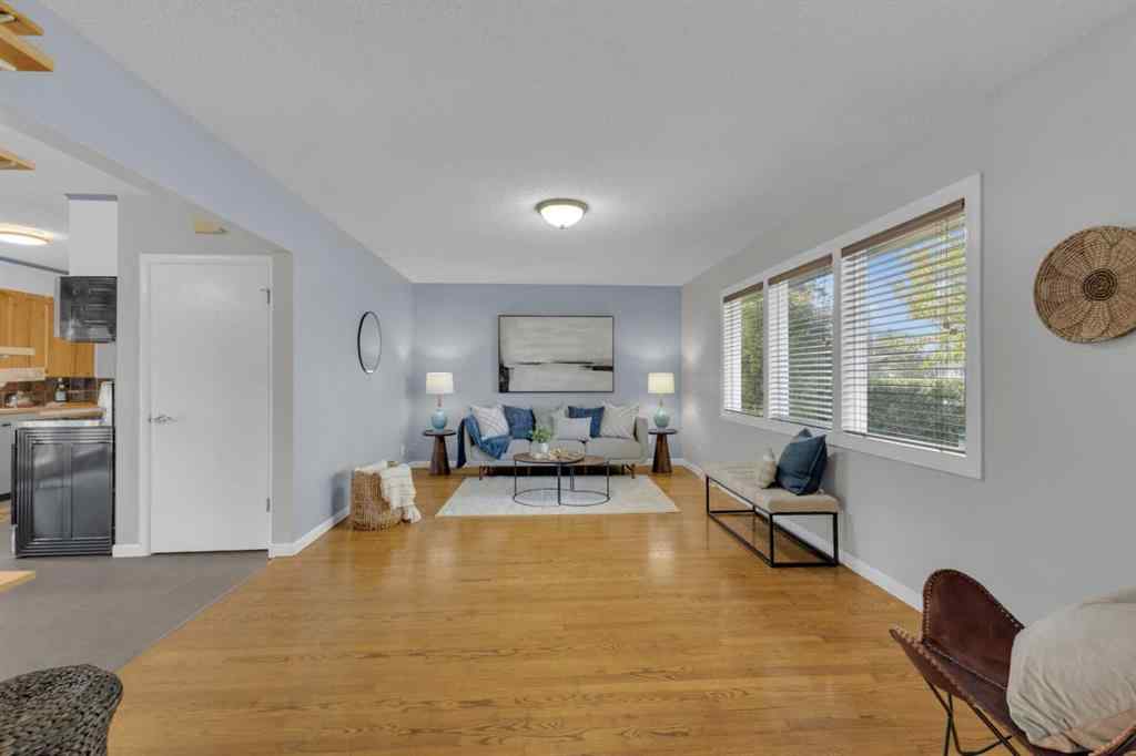 MLS® A2267820 - 3965 38A Avenue  in Eastview Red Deer, Residential