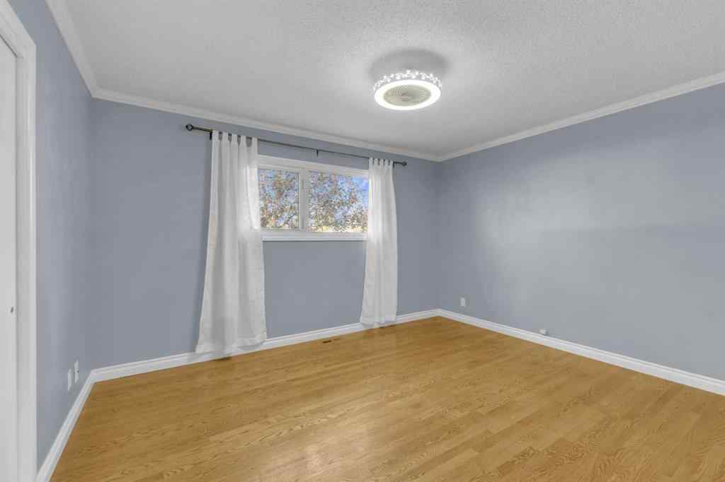 MLS® A2267820 - 3965 38A Avenue  in Eastview Red Deer, Residential