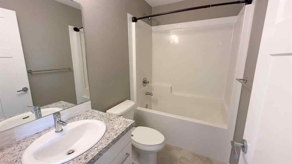 MLS® A2267822 - 5 Iron Gate Boulevard  in Iron Gate Sylvan Lake, Residential