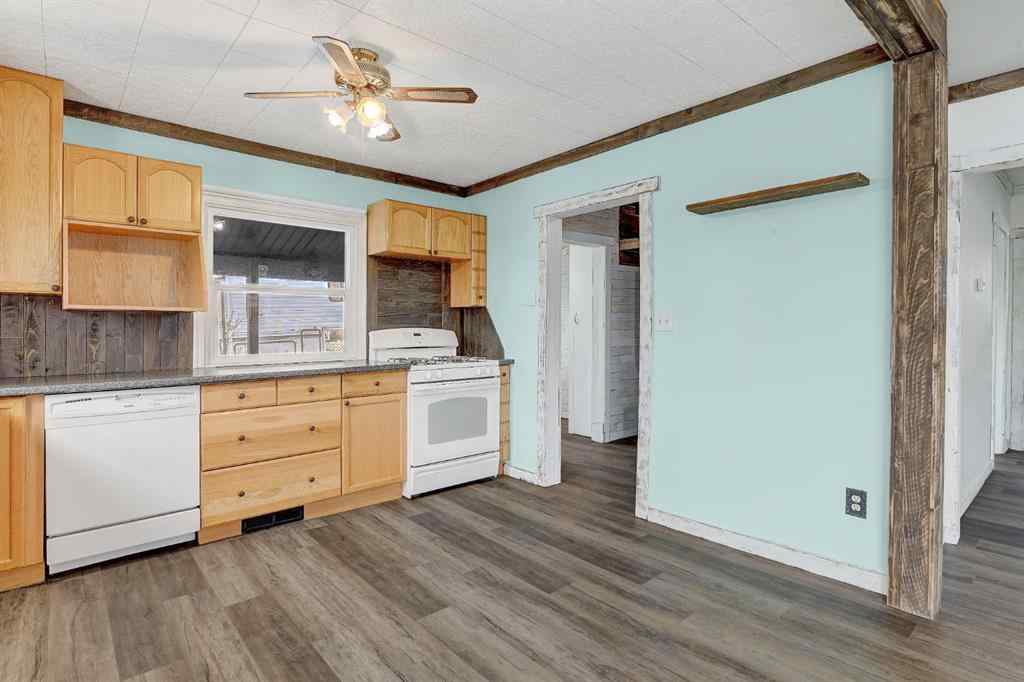 MLS® A2267825 - 9902 99 Avenue  in NONE La Glace, Residential