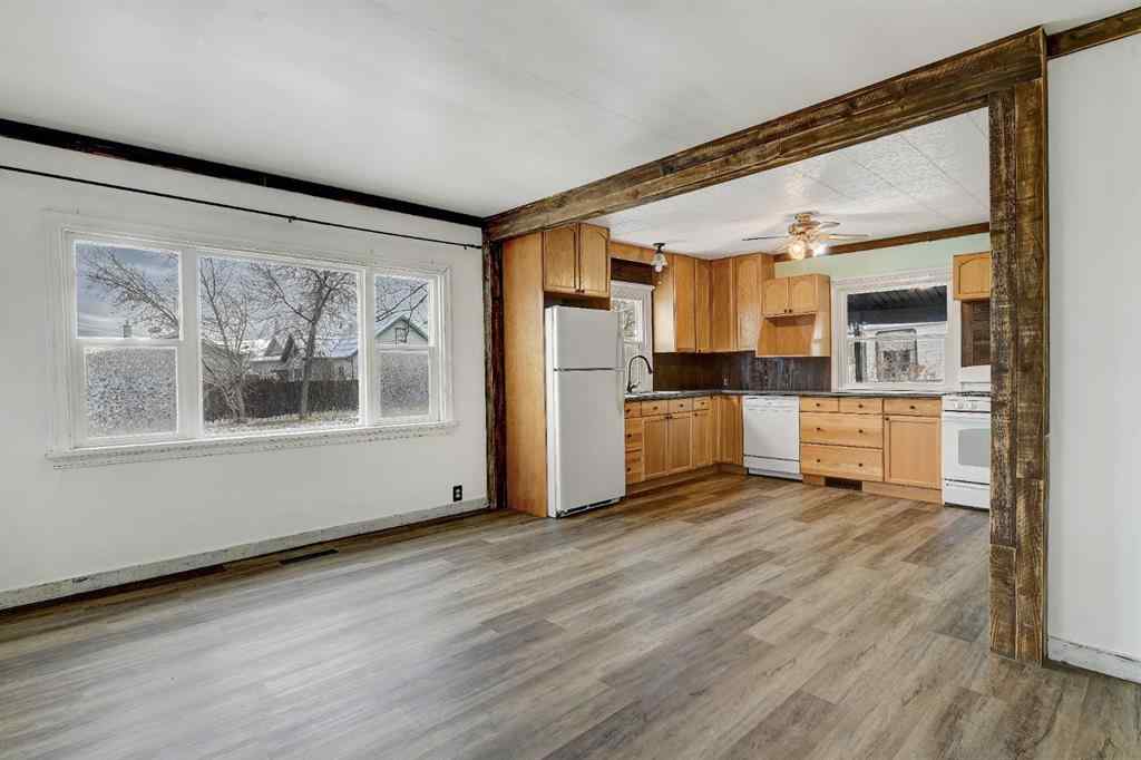 MLS® A2267825 - 9902 99 Avenue  in NONE La Glace, Residential