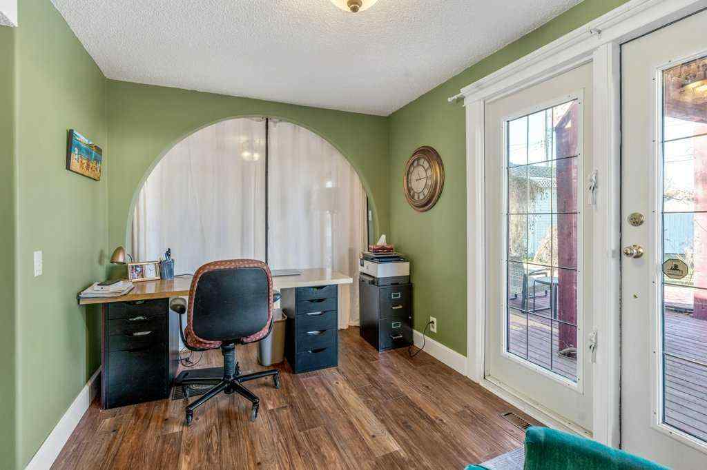 MLS® A2267832 - 1006 9 Street N in Staffordville Lethbridge, Residential