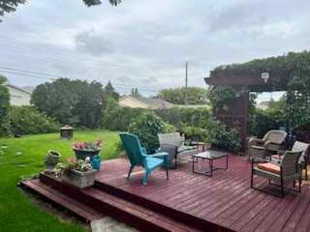 MLS® A2267832 - 1006 9 Street N in Staffordville Lethbridge, Residential