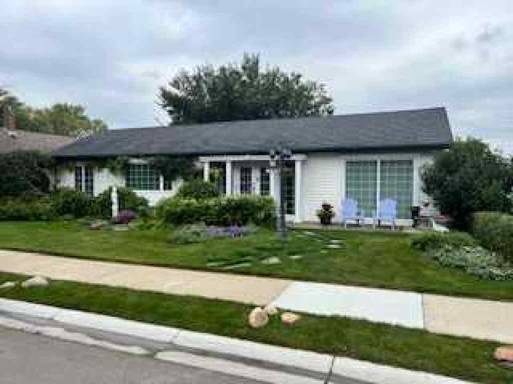 MLS® A2267832 - 1006 9 Street N in Staffordville Lethbridge, Residential