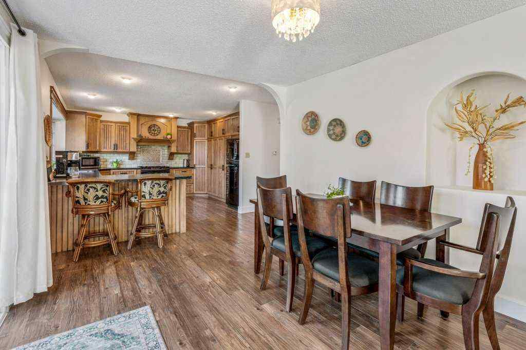 MLS® A2267832 - 1006 9 Street N in Staffordville Lethbridge, Residential