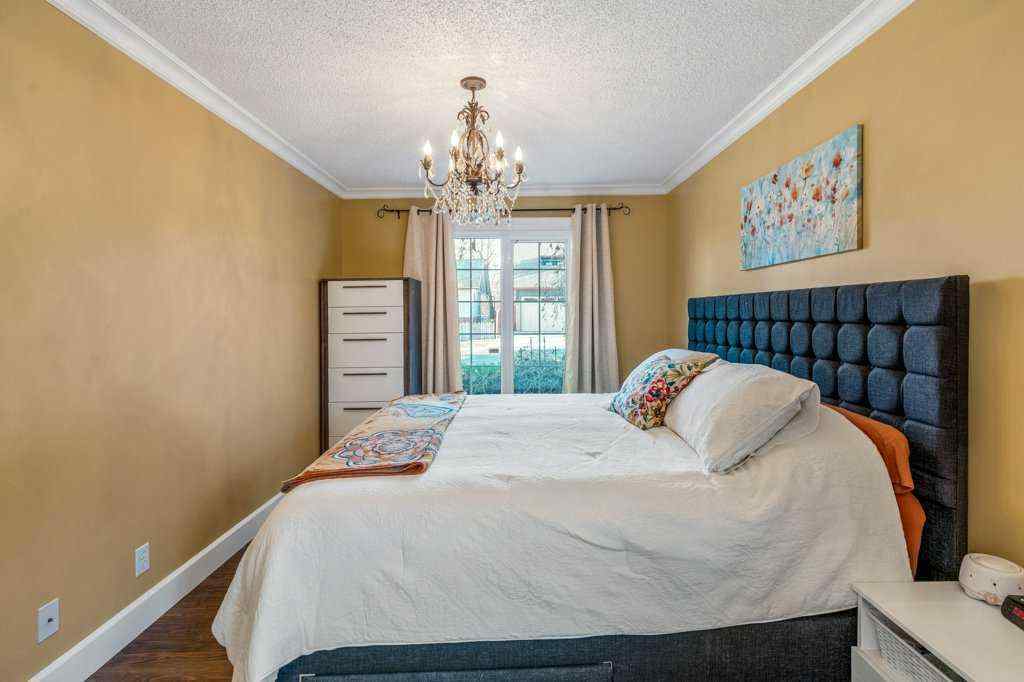 MLS® A2267832 - 1006 9 Street N in Staffordville Lethbridge, Residential