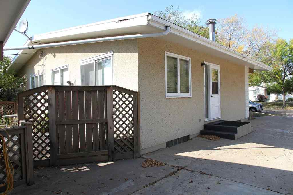 MLS® A2267839 - 61 Alberta Crescent  in West Lloydminster Lloydminster, Residential