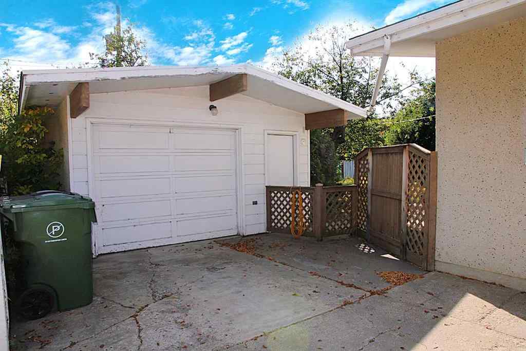 MLS® A2267839 - 61 Alberta Crescent  in West Lloydminster Lloydminster, Residential