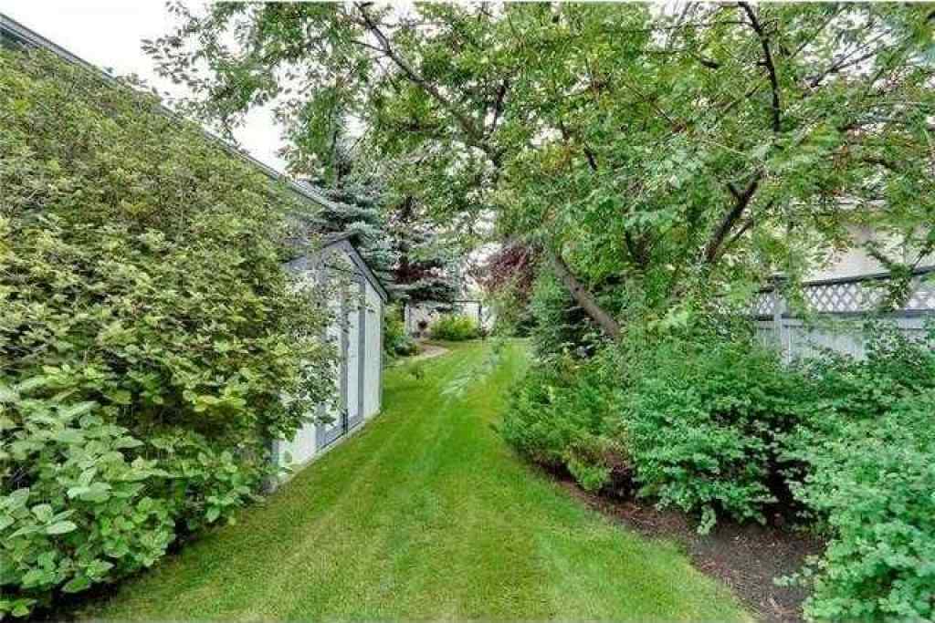 MLS® A2267841 - 175 Pumpvalley Court SW in Pump Hill Calgary, Residential