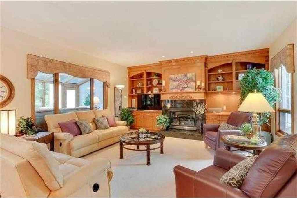 MLS® A2267841 - 175 Pumpvalley Court SW in Pump Hill Calgary, Residential