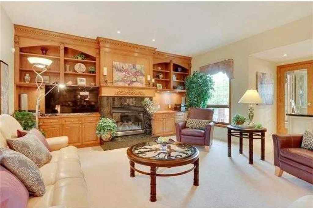 MLS® A2267841 - 175 Pumpvalley Court SW in Pump Hill Calgary, Residential