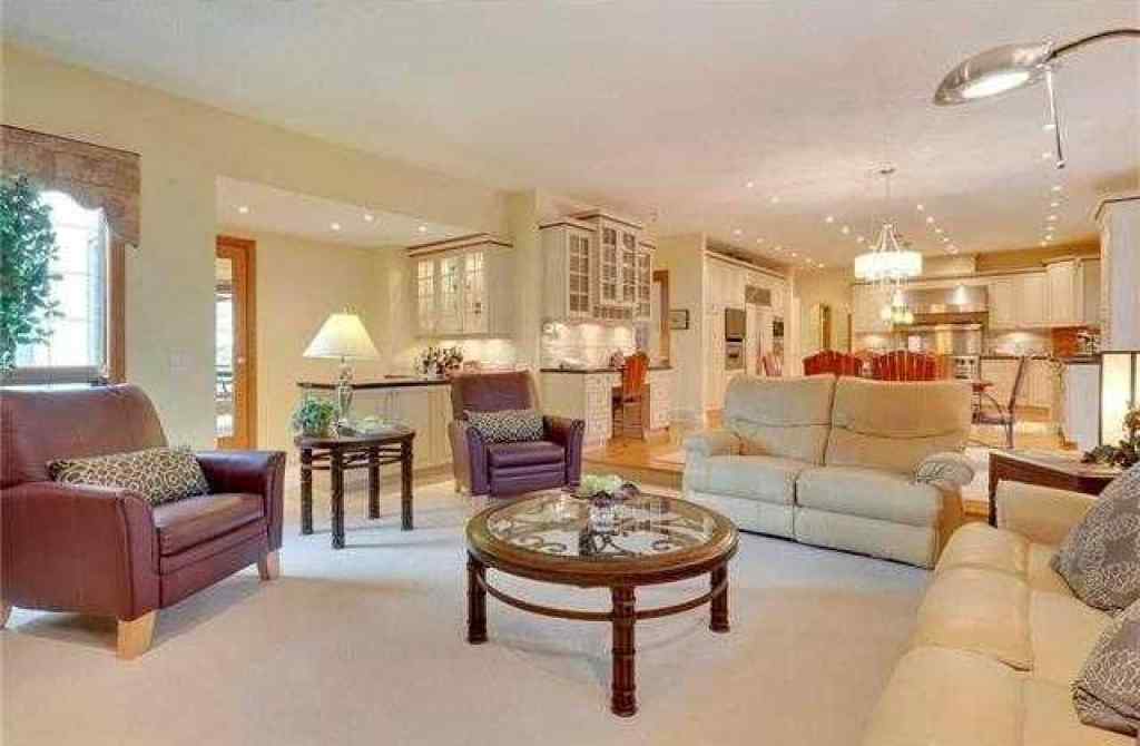 MLS® A2267841 - 175 Pumpvalley Court SW in Pump Hill Calgary, Residential