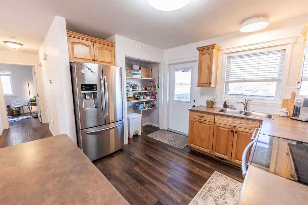 MLS® A2267843 - 6 Rolling Hills Bay  in Rolling Hills Blackfalds, Residential
