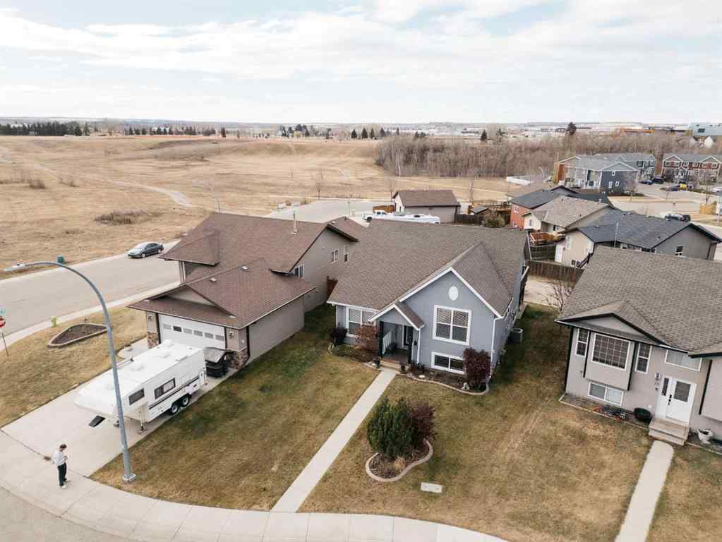 MLS® A2267843 - 6 Rolling Hills Bay  in Rolling Hills Blackfalds, Residential