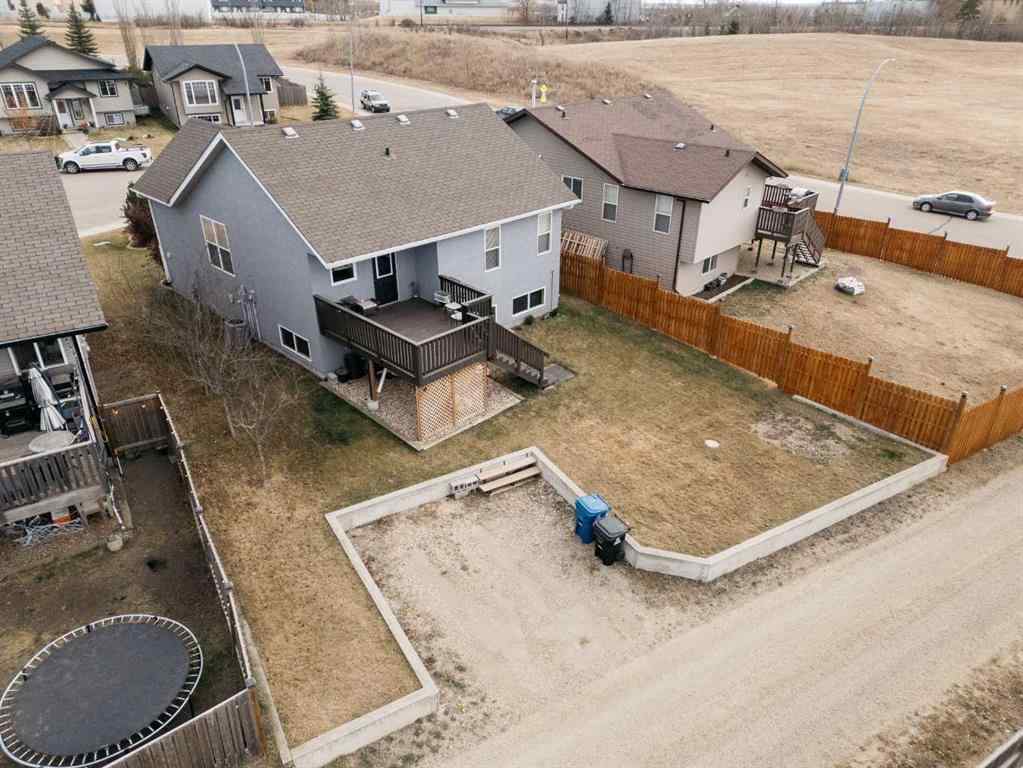 MLS® A2267843 - 6 Rolling Hills Bay  in Rolling Hills Blackfalds, Residential