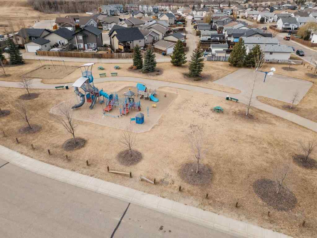 MLS® A2267843 - 6 Rolling Hills Bay  in Rolling Hills Blackfalds, Residential