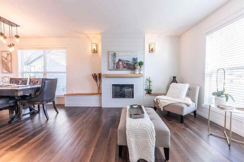 MLS® A2267843 - 6 Rolling Hills Bay  in Rolling Hills Blackfalds, Residential