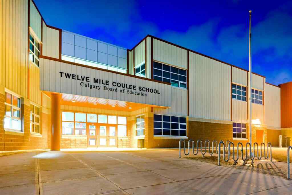 MLS® A2267848 - 50 Tuscany Valley Rise NW in Tuscany Calgary, Residential