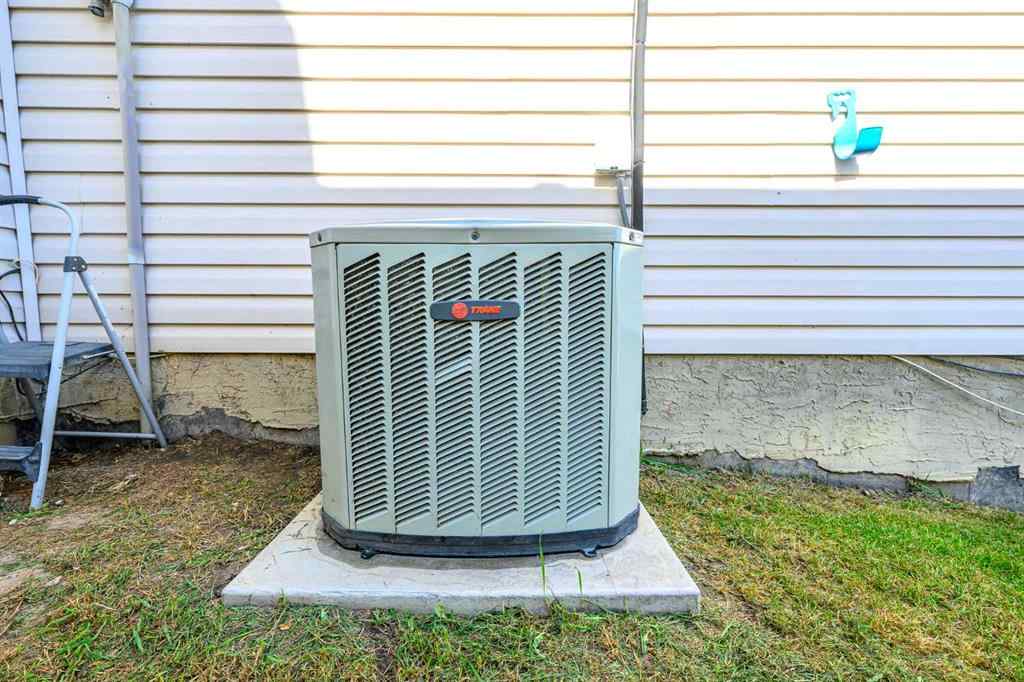 MLS® A2267851 - 12813 88A Street  in Crystal Lake Estates Grande Prairie, Residential