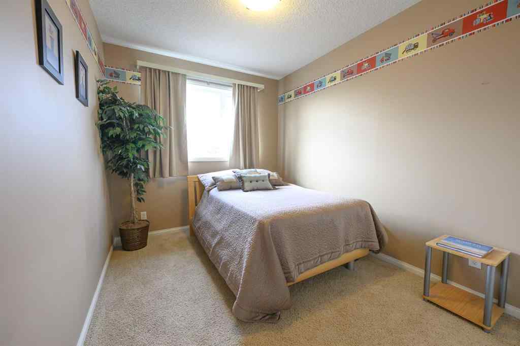MLS® A2267851 - 12813 88A Street  in Crystal Lake Estates Grande Prairie, Residential
